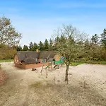 펜션 14 Person Pool House - 2001